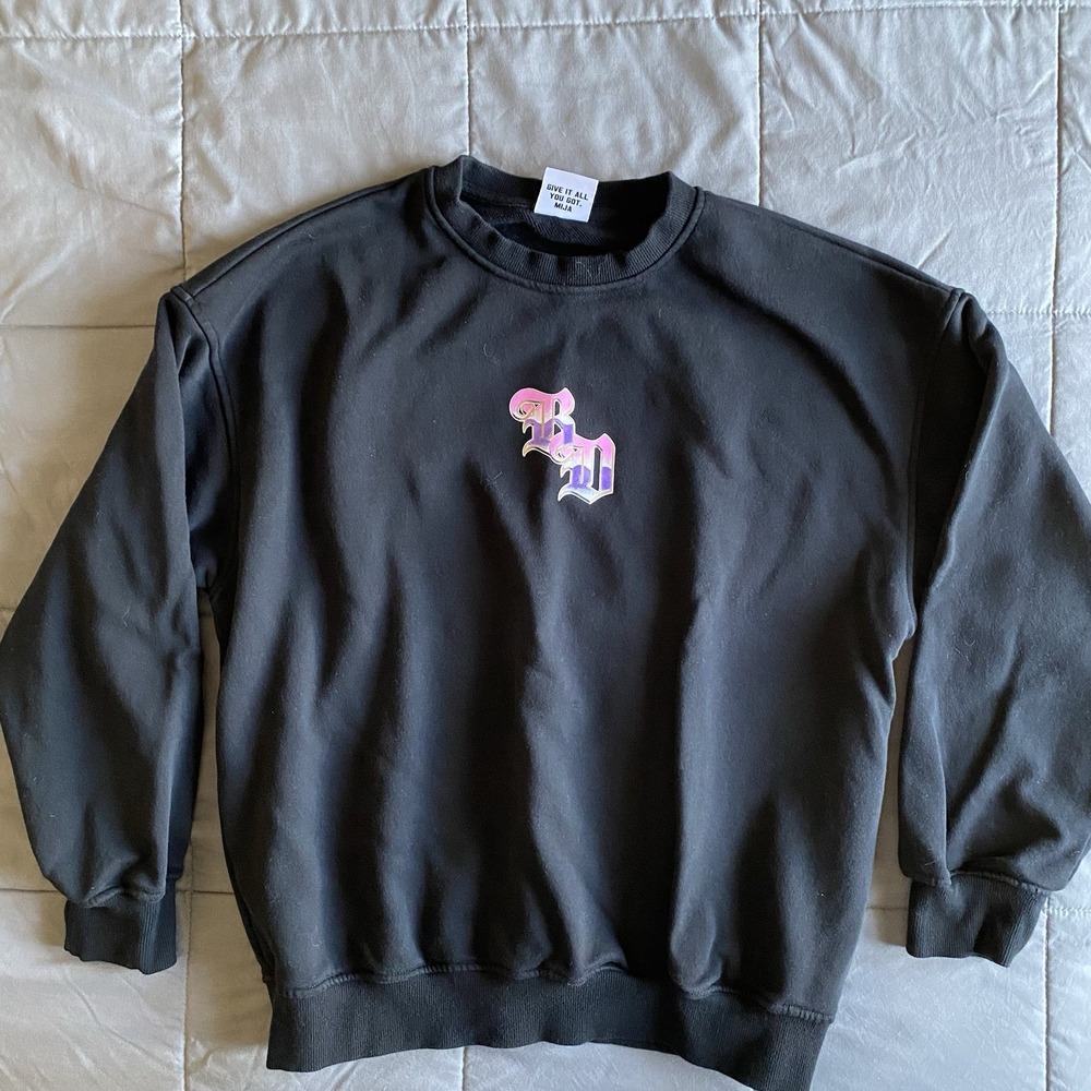 Bella Doña Women's Small Oversized Black Crew Neck Sweatshirt Heart Scorpion BD